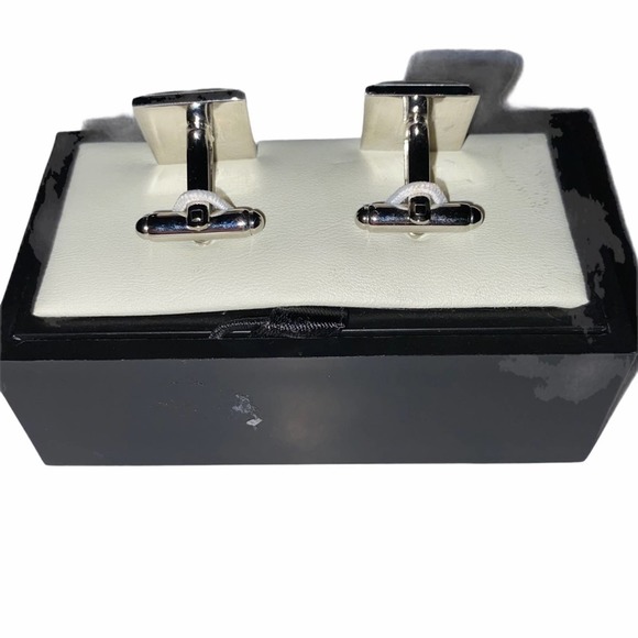 Bloomingdales Cufflinks Pearl inlay Chrome Plate New in Box - Picture 3 of 5